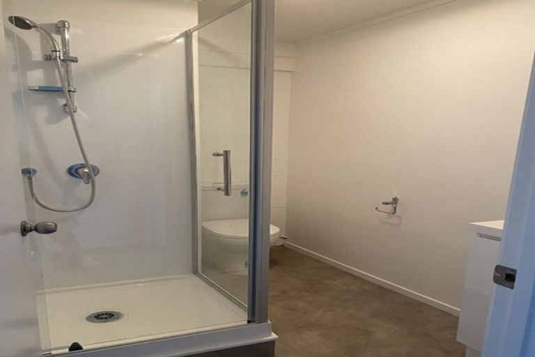 Photo of property in 1/33 Quebec Road, Milford, Auckland, 0620