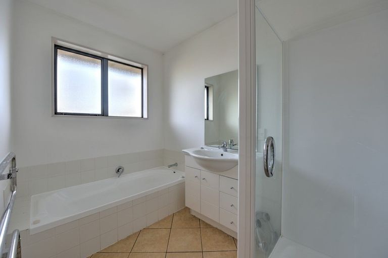 Photo of property in 36 Ruia Street, Gore, 9710