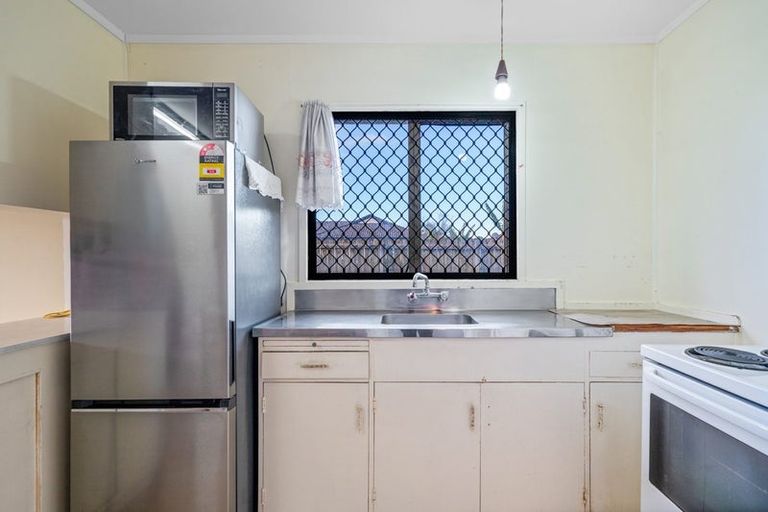 Photo of property in 4/24 Robertson Road, Favona, Auckland, 2024