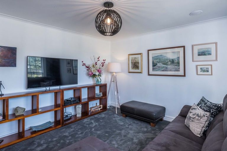 Photo of property in 119 Miramar North Road, Miramar, Wellington, 6022