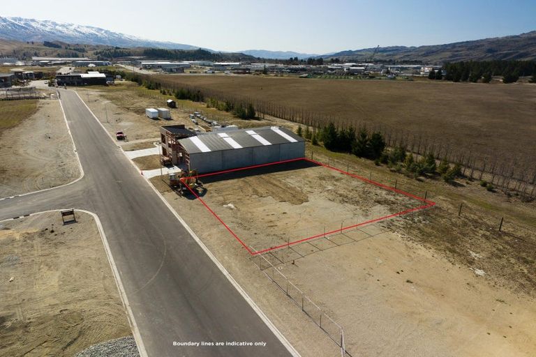 Photo of property in 15 Quinns Way, Cromwell, 9384