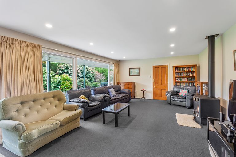 Photo of property in 276 Kennedys Bush Road, Kennedys Bush, Christchurch, 8025
