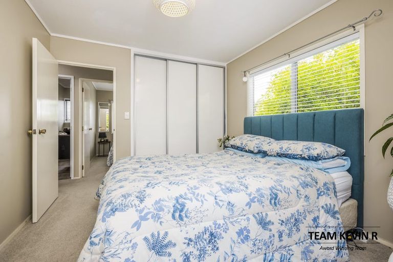 Photo of property in 94 Clevedon Road, Papakura, 2110