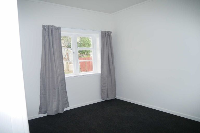 Photo of property in 30 Michael Road, Paraparaumu Beach, Paraparaumu, 5032