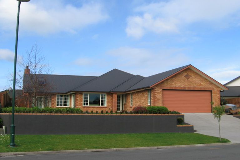 Photo of property in 5 Bayswater Court, Huntington, Hamilton, 3210