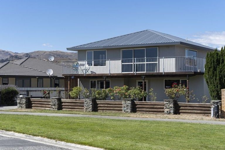 Photo of property in 112 Inniscort Street, Cromwell, 9310