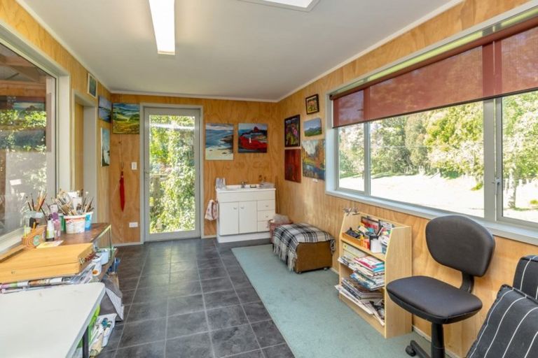 Photo of property in 157 Masterton Stronvar Road, Te Ore Ore, Masterton, 5886