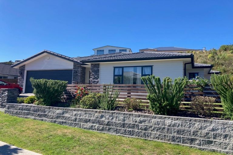 Photo of property in 38 Margaret Shields Avenue, Aotea, Porirua, 5024