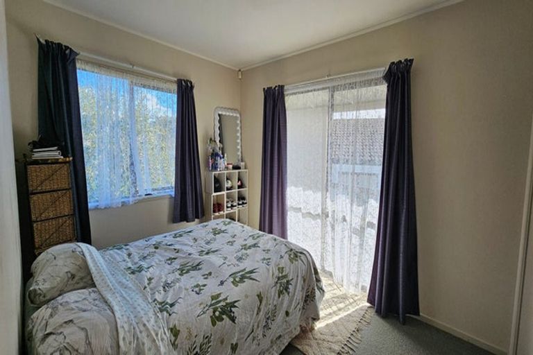 Photo of property in 12 Ransom Smyth Drive, Goodwood Heights, Auckland, 2105