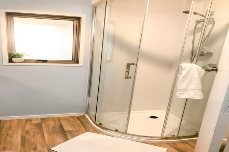 Photo of property in 80 Arran Road, Browns Bay, Auckland, 0630