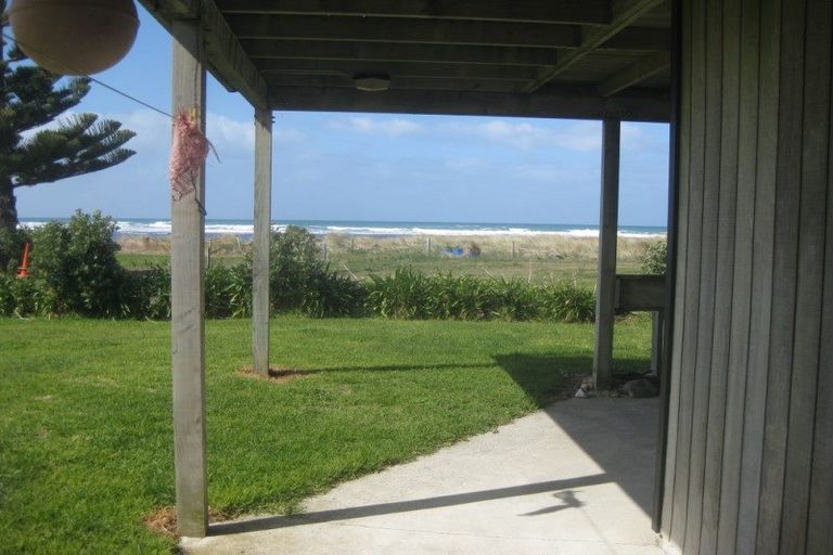 Photo of property in 75b Akitio Esplanade, Akitio, Pongaroa, 4991