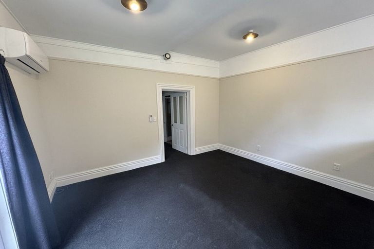 Photo of property in 2a Russell Terrace, Newtown, Wellington, 6021