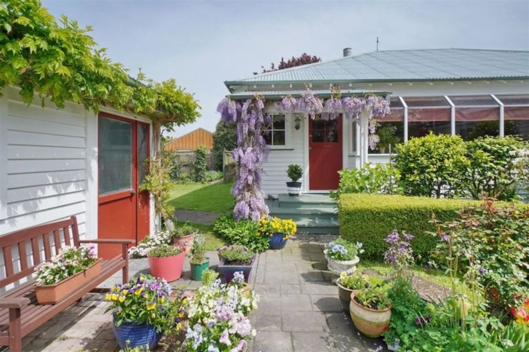 Photo of property in 74 Sneyd Street, Kaiapoi, 7630