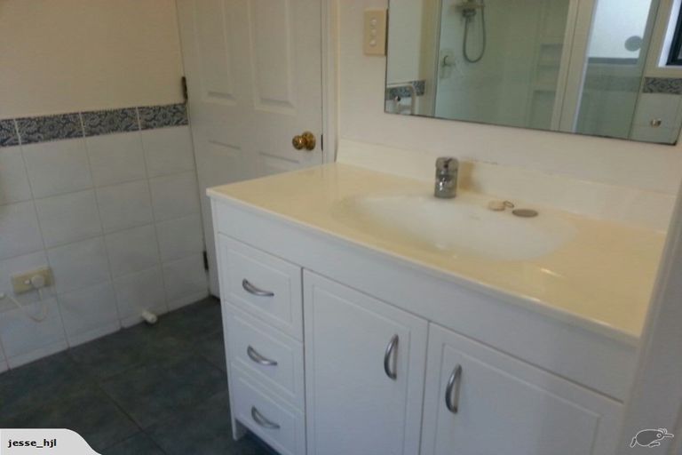 Photo of property in 32 Polo Prince Drive, Totara Park, Manurewa, 2576