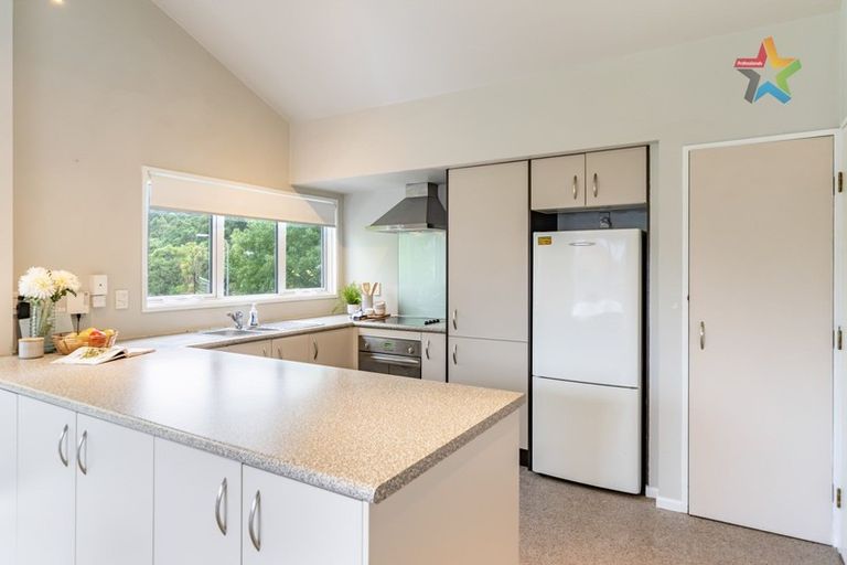 Photo of property in 24 Mawson Street, Waiwhetu, Lower Hutt, 5010