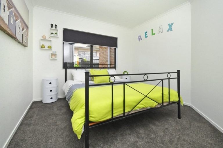 Photo of property in 7 Mandalay Place, Waiuku, 2123