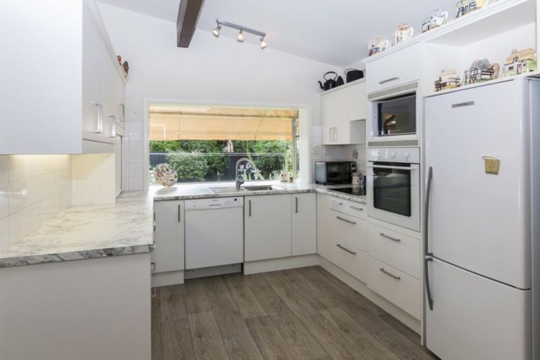 Photo of property in 6 Rutherglen Avenue, Ilam, Christchurch, 8041