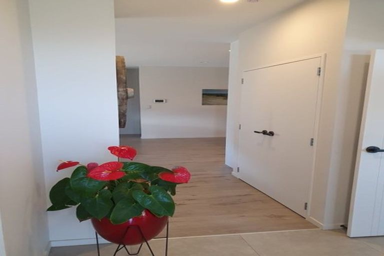 Photo of property in 35 Harriet Johnston Drive, Pokeno, 2402