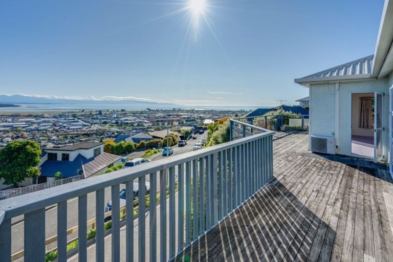 Photo of property in 52 Coster Street, Enner Glynn, Nelson, 7011