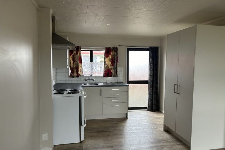 Photo of property in 75b Romilly Street, Westport, 7825