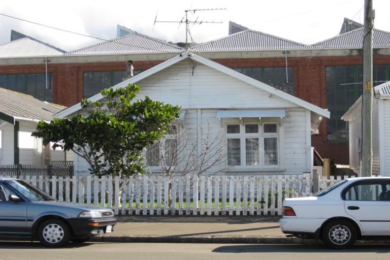 Photo of property in 68 Ross Street, Kilbirnie, Wellington, 6022