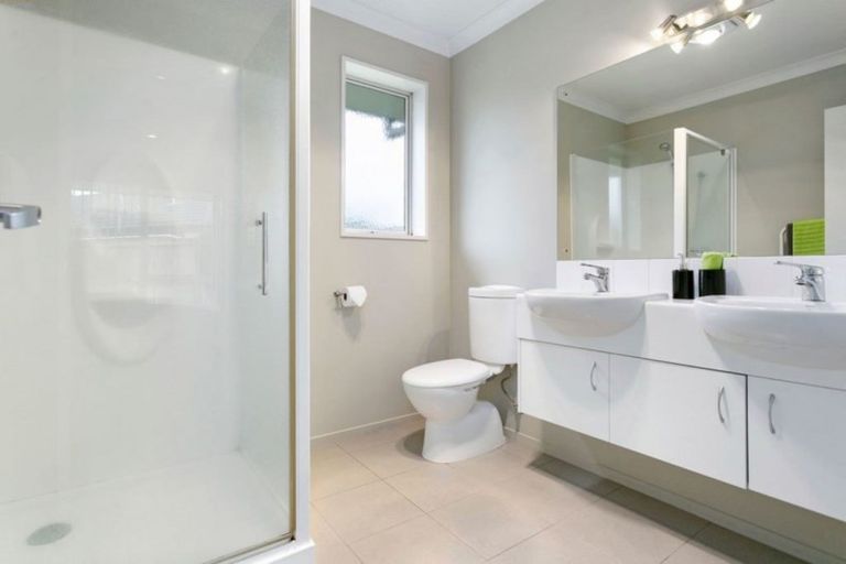 Photo of property in 16 Jasmine Place, Cambridge, 3434