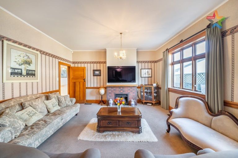 Photo of property in 12 Copeland Street, Hutt Central, Lower Hutt, 5011