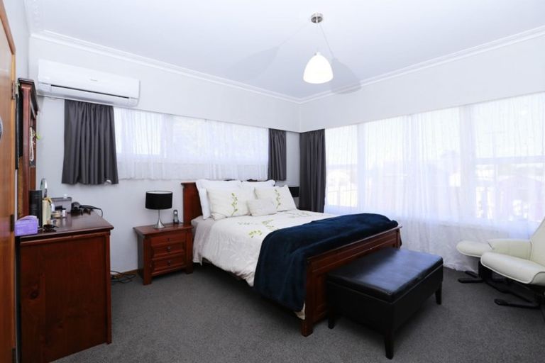 Photo of property in 4a Heath Street, St Andrews, Hamilton, 3200