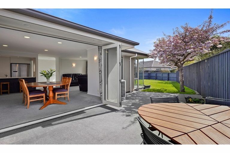 Photo of property in 9 Becmead Drive, Harewood, Christchurch, 8051