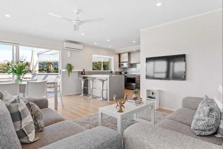 Photo of property in 7 Thistle Terrace, Omaha, 0986