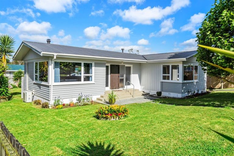 Photo of property in 30 Beazley Crescent, Tikipunga, Whangarei, 0112