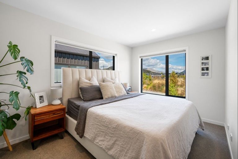Photo of property in Northlake, 20 Glenavon Green, Wanaka, 9305