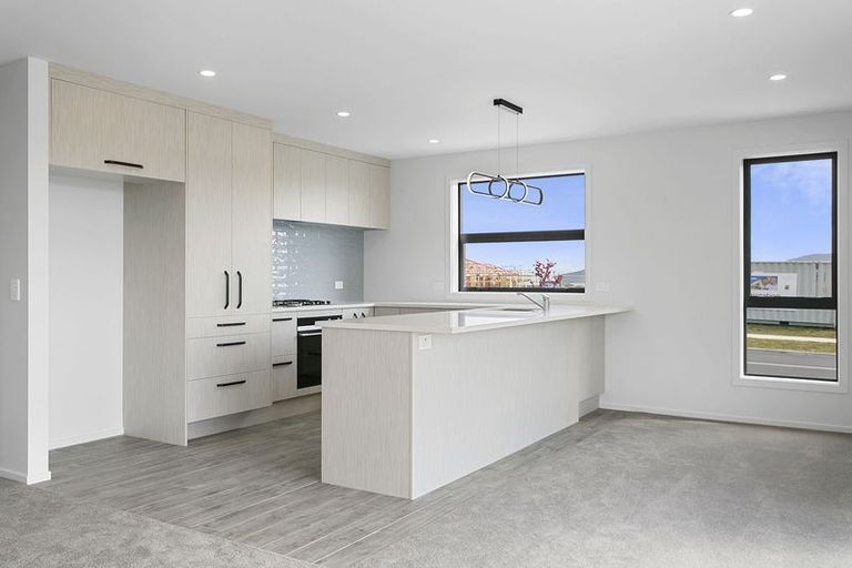 Photo of property in 37 Kopakopa Crescent, Wharewaka, Taupo, 3330