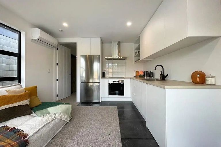 Photo of property in 13 Bale Road, Jacks Point, 9371