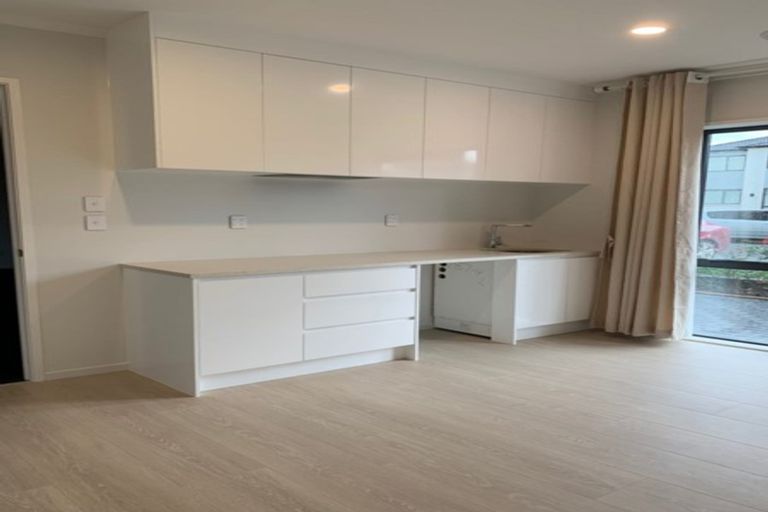 Photo of property in 62 Donegal Park Drive, Flat Bush, Auckland, 2019