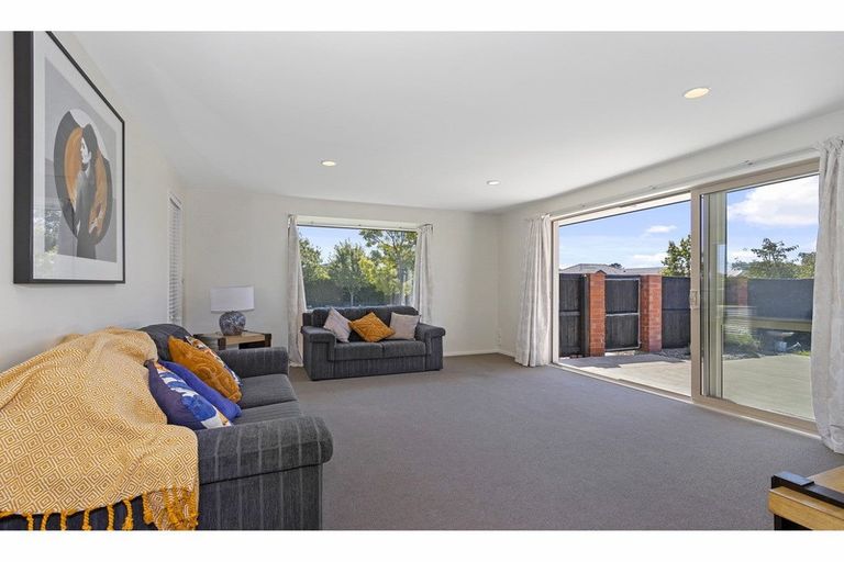 Photo of property in 44 Mokihi Gardens, Hillmorton, Christchurch, 8024