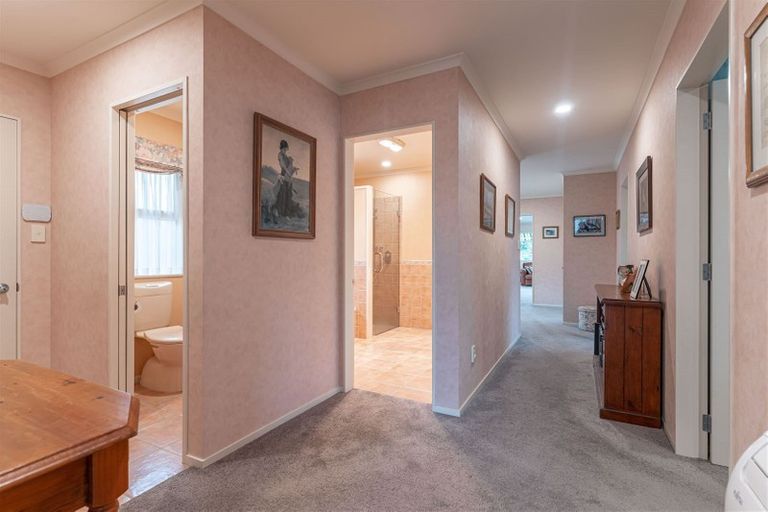 Photo of property in 12 Rewa Place, Lansdowne, Masterton, 5810