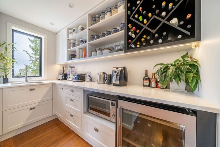 Photo of property in 49 Crest Road, Akatarawa, Upper Hutt, 5372