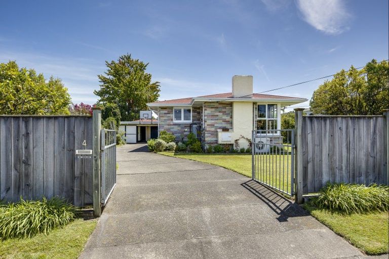 Photo of property in 4 Totara Street, Taradale, Napier, 4112