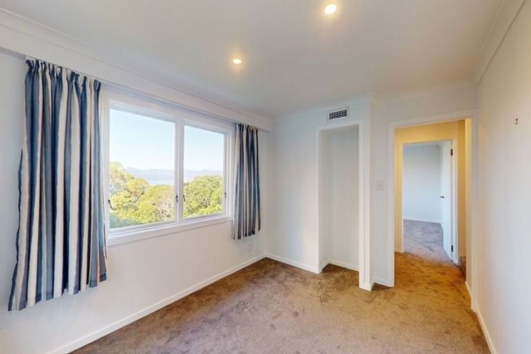 Photo of property in 96 Homebush Road, Khandallah, Wellington, 6035