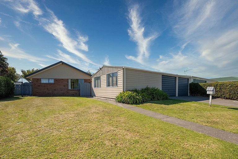 Photo of property in 64 Sunnyvale Street, Bell Block, New Plymouth, 4312