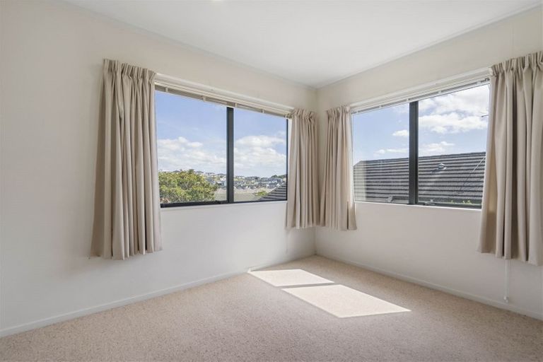 Photo of property in 88 Tauranga Place, Orewa, 0931