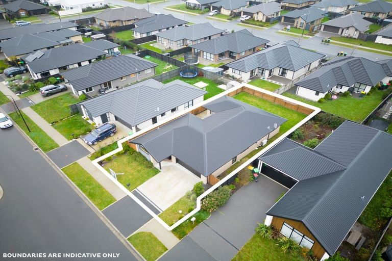 Photo of property in 14 Northmoor Boulevard, Rolleston, 7615