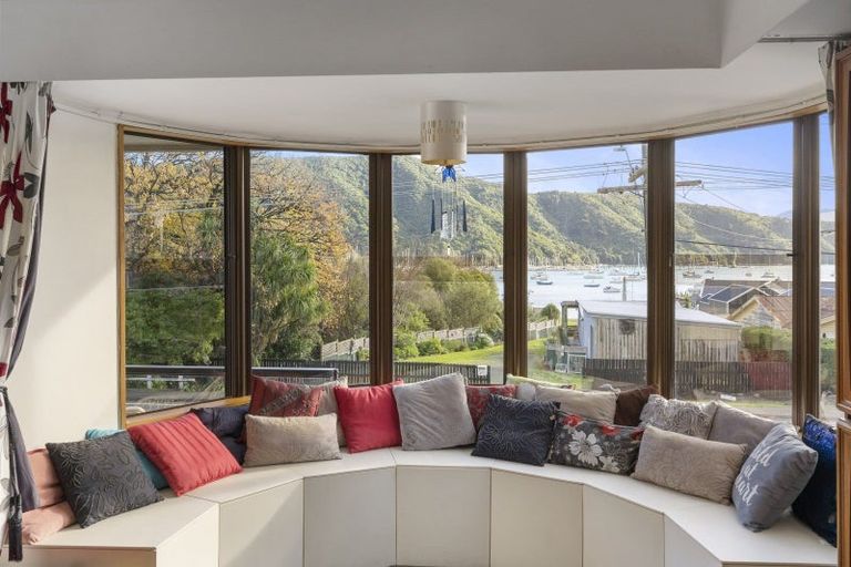 Photo of property in 318 Waikawa Road, Waikawa, Picton, 7220