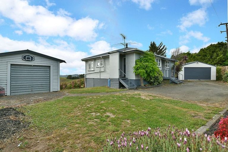Photo of property in 290 Shanks Road, Helensville, 0875