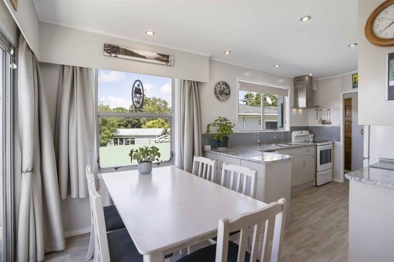 Photo of property in 144 Pigeon Mountain Road, Half Moon Bay, Auckland, 2012