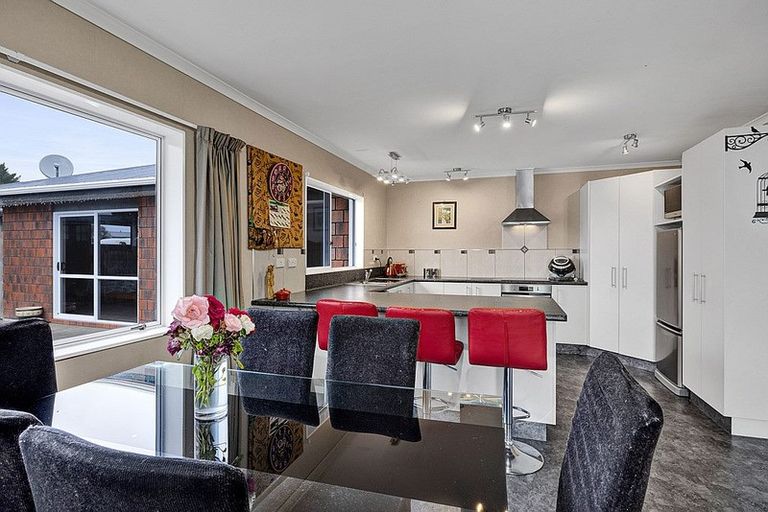 Photo of property in 9 Hobson Street, Normanby, Hawera, 4614