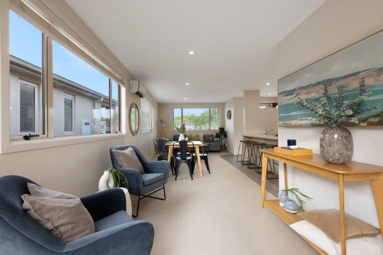 Photo of property in 30 Scoria Close, Pyes Pa, Tauranga, 3112