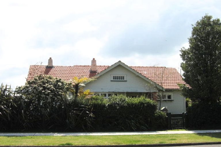 Photo of property in 19 Seddon Street, Glenholme, Rotorua, 3010
