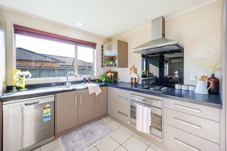 Photo of property in 21 Cleveland Heights, Kelvin Grove, Palmerston North, 4414